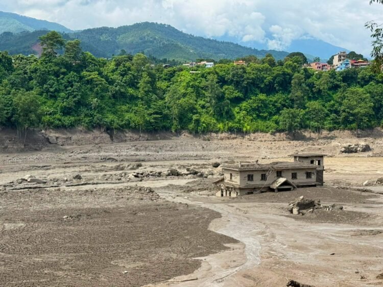 Nepal Floods Leave 10 Toronto Residents Missing