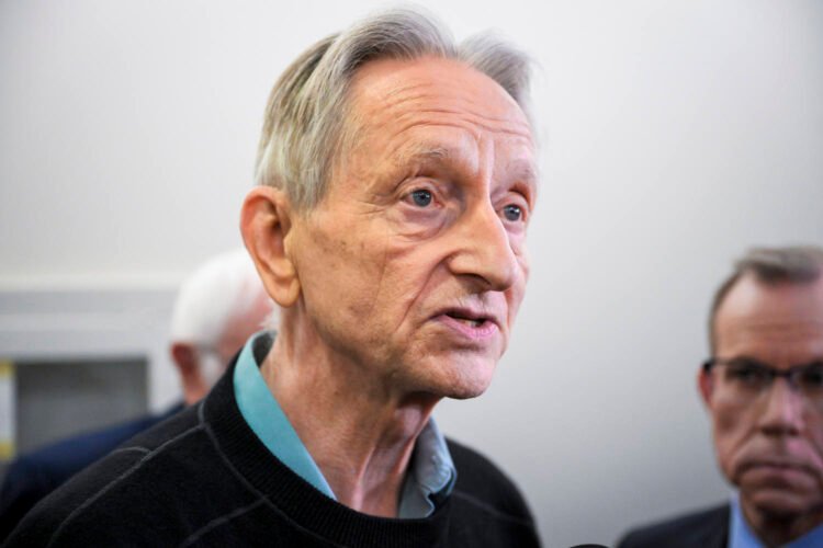 AI Pioneer Urges Congress to Act on Regulation Now
