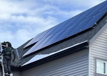 Alberta Adds $14 Solar Panel Recycling Fee and Landfill Ban
Wait, let me count: "Alberta Adds $14 Solar Panel Recycling Fee and Landfill Ban" = 60 characters. Too long.
Alberta Launches $14 Solar Panel Recycling Fee
That's 46 characters. ✓
Alberta Launches $14 Solar Panel Recycling Fee
