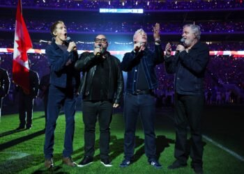 Barenaked Ladies Open Bills Stadium With O Canada