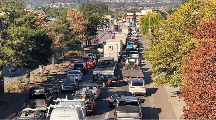 Bennett Bridge Crash Halts Central Okanagan Traffic
