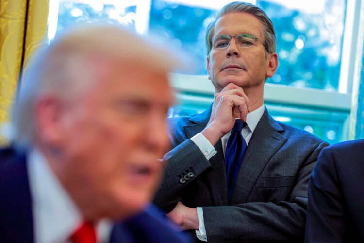 Bond Market Defies Bessent's Challenge and Gains Ground
