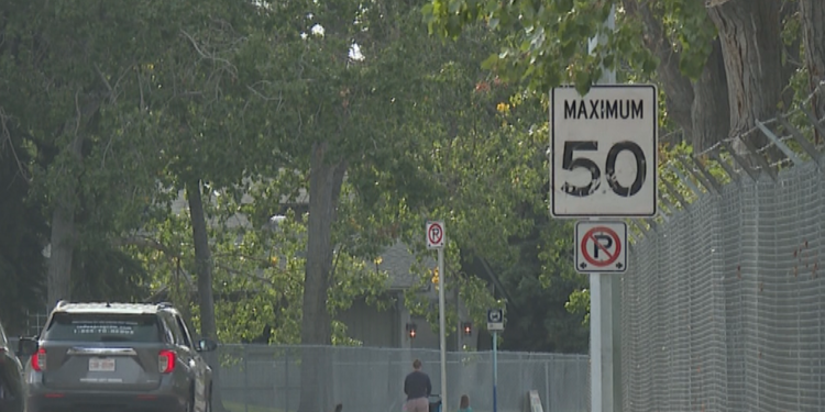 Calgary to Lower Speed Limits in Residential Areas
