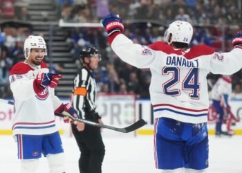 Canadiens Edge Maple Leafs in Season-Opening Toronto Win