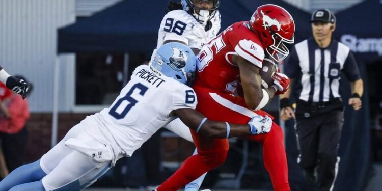 CFL Weekly Honours Go to Pickett, Philpot and Hardy