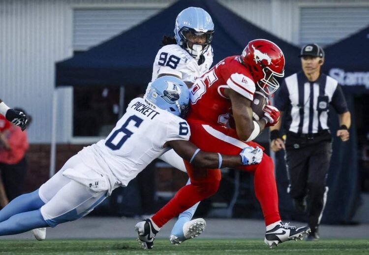 CFL Weekly Honours Go to Pickett, Philpot and Hardy