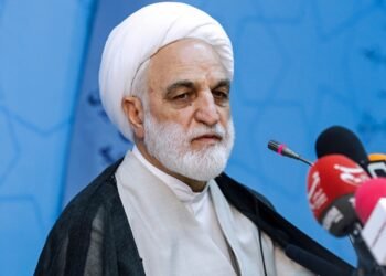 دستور اژه‌ای به دادستان کل برای مقابله با بی‌حجابی