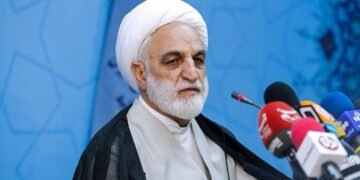 دستور اژه‌ای به دادستان کل برای مقابله با بی‌حجابی
