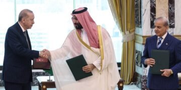 نشست اضطراری فرماندهان پیمان مکه درباره حملات حوثی‌ها