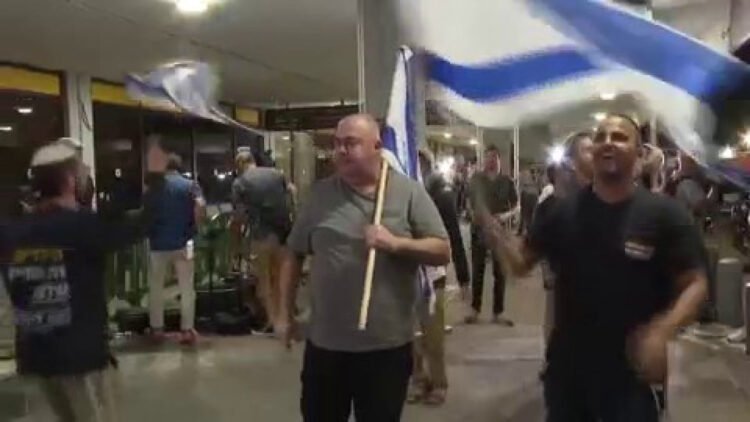 Diverted Flight Passengers Land Safely in Tel Aviv