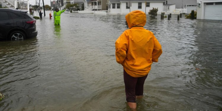 East Coast Millions Prepare for Rare Fall Nor'easter
