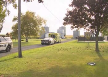 Helicopter crash near Montreal kills 4
