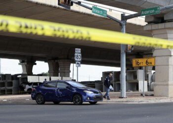 ICE Agent Shoots Man in Austin, Texas
