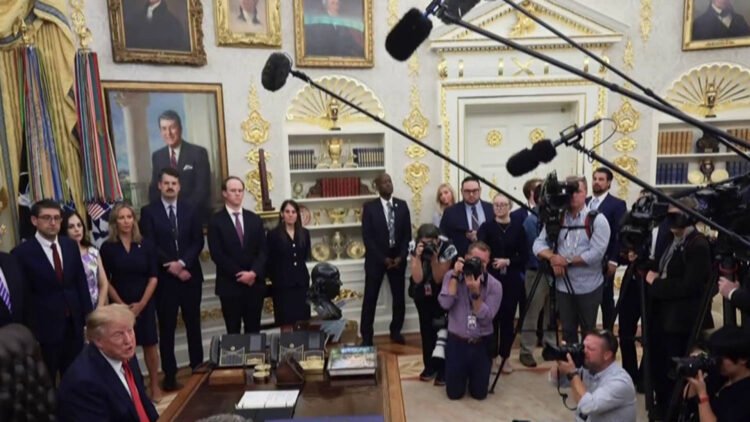 Judge Orders White House to Restore Media Access