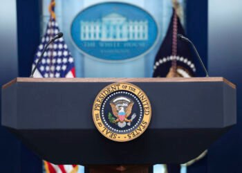 Judge Orders White House to Restore Press Access