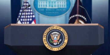 Judge Orders White House to Restore Press Access