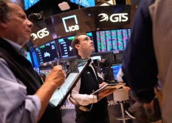 Markets Strain Under Rising Oil Prices and Bond Yields