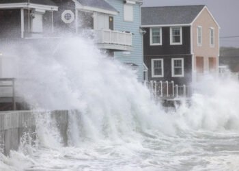 Nor'easter Batters the East Coast