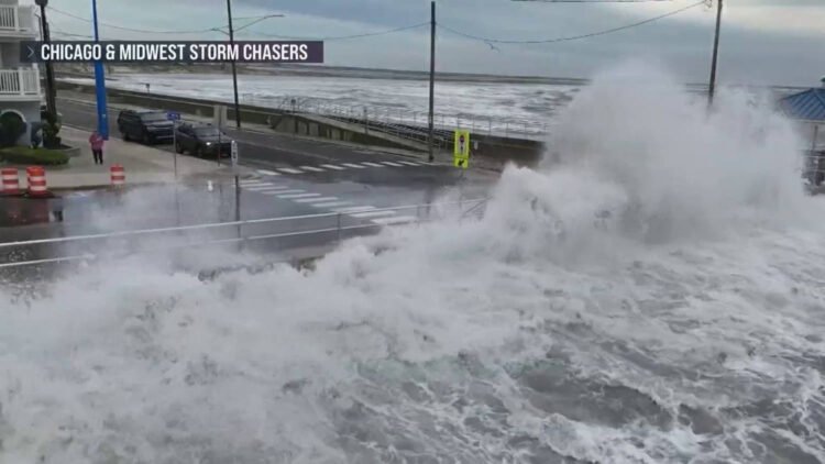 Nor'easter Prompts States of Emergency Across Region