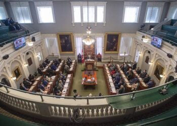 Nova Scotians Rally Behind Petition to Restore Uranium Ban