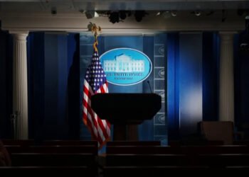 Outlets Sue Trump White House Over Press Ban