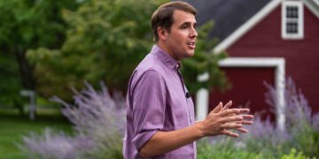 Trump, Left Face Key Tests in New Hampshire Primaries