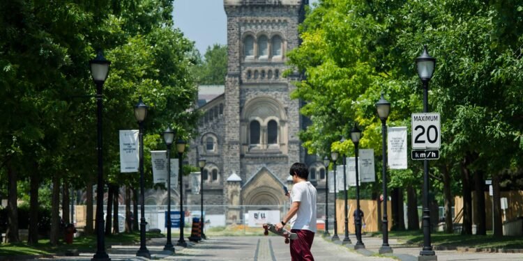 U of T Staff Reach Tentative Deal, Averting Strike