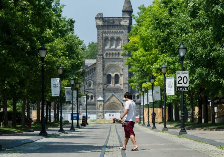 U of T Staff Reach Tentative Deal, Averting Strike