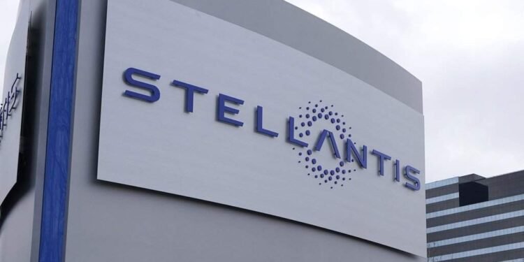 Unifor Opens Contract Talks With Stellantis