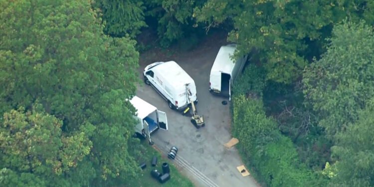 US Base Terror Plot Foiled: 5 Arrested in Britain