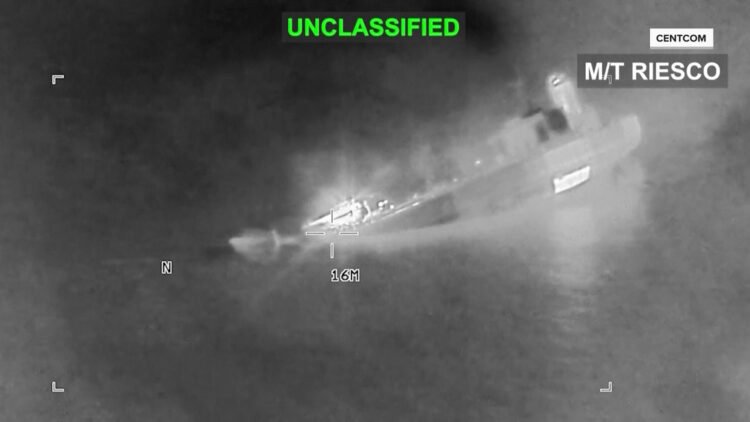 US Strikes 5 Iranian Oil Tankers Amid Escalating War