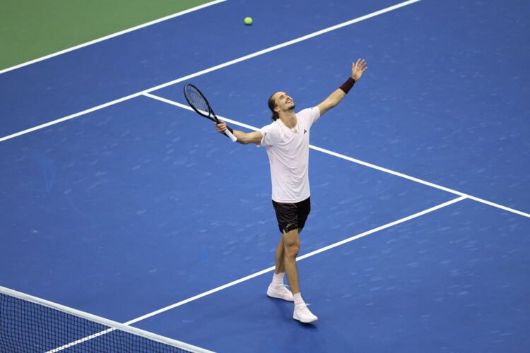 Zverev Claims U.S. Open Title, Defeating Shelton