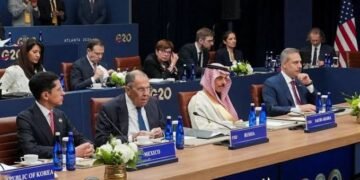 لغو عکس گروهی G20 با لاوروف