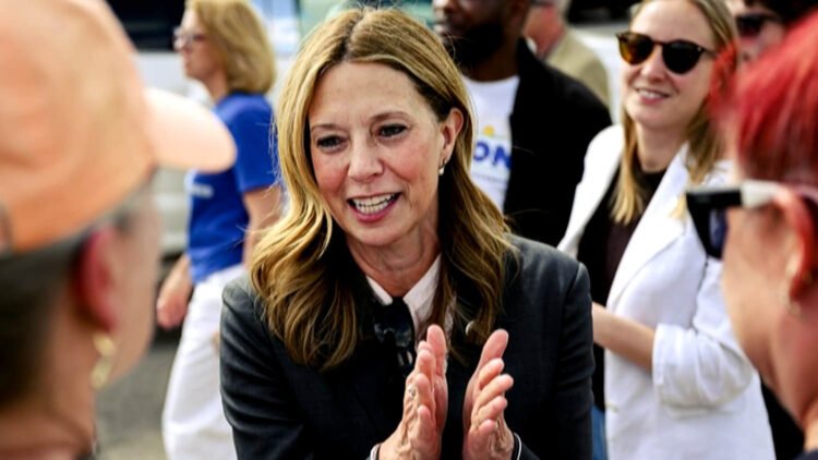 Acton Condemns Ad Featuring Her Estranged Mother