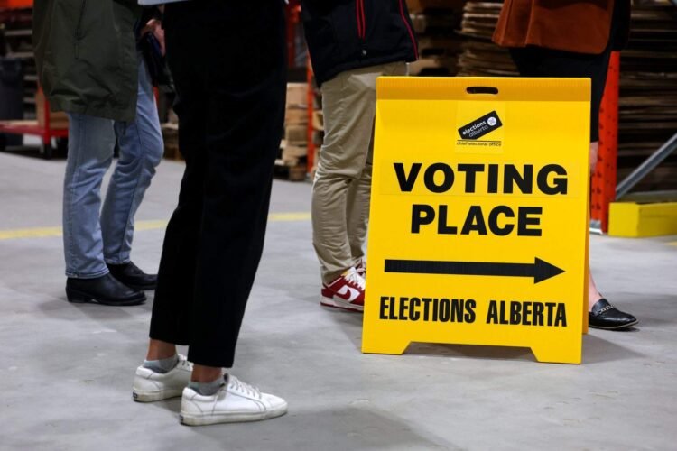 Alberta Separation Referendum Unlikely, Poll Finds