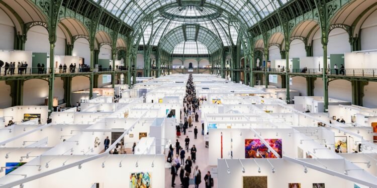 Art Basel Paris Closes as Satellite Fairs Stay Open