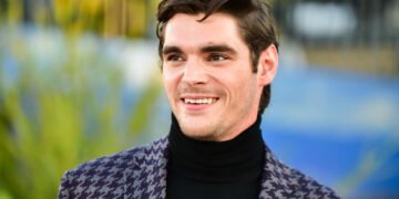 Breaking Bad Actor RJ Mitte Dies at 34