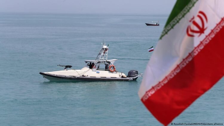 ایران کابلهای زیردریایی خلیج فارس را هدف گرفته