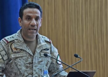 عربستان تأسیسات نفتی صنعا را تخلیه کرد