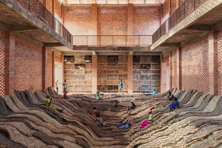 Eva Gonzalès Reclaims Her Place in Art History
