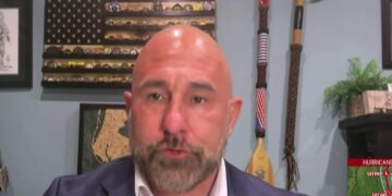 Florida Lt. Gov Urges Residents to Prepare for Isaias