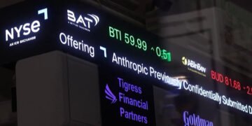 Google Stock Plunge Sparks AI Bubble Concerns