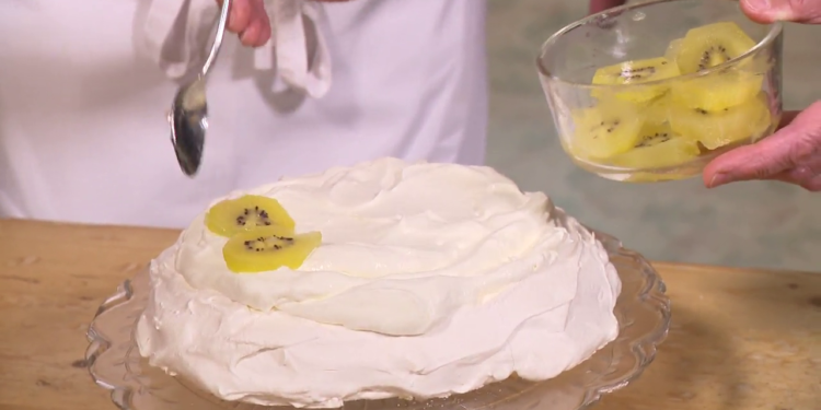 Helen's Classic Kiwi Pavlova Recipe