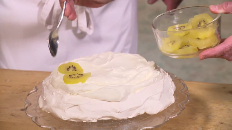 Helen's Classic Kiwi Pavlova Recipe