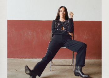 Kacey Musgraves Unveils New 16-Track Album