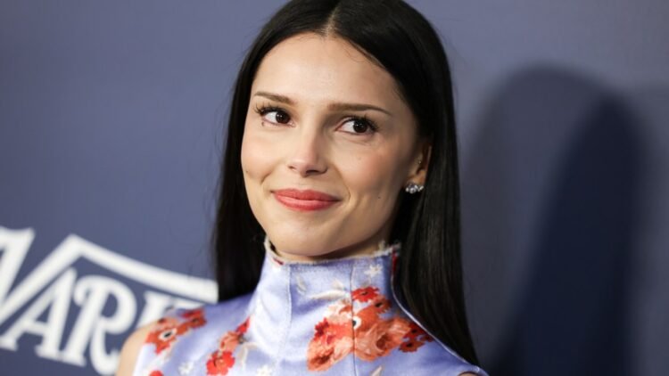 Navarrette Talks Anderson, SNL and X-Men Training