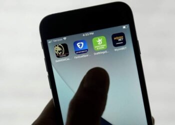 Nova Scotia Reviews Online Gambling Risks
