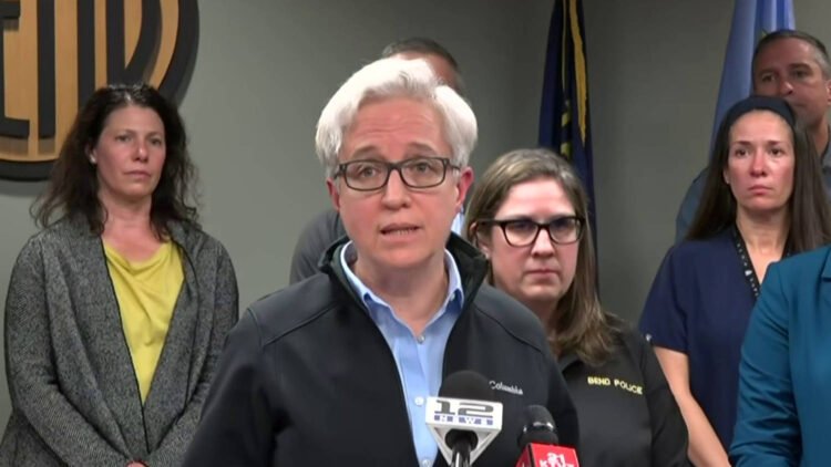 Oregon Governor Kotek Supports Bend After Shooting