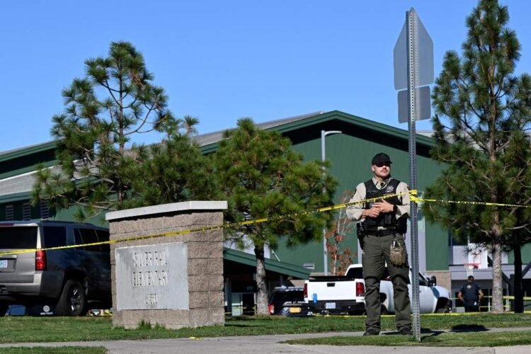 Oregon School Shooting Kills 3 Children, 1 Teacher