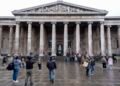 Pinault, Louvre, Lincoln Memorial: Morning Links